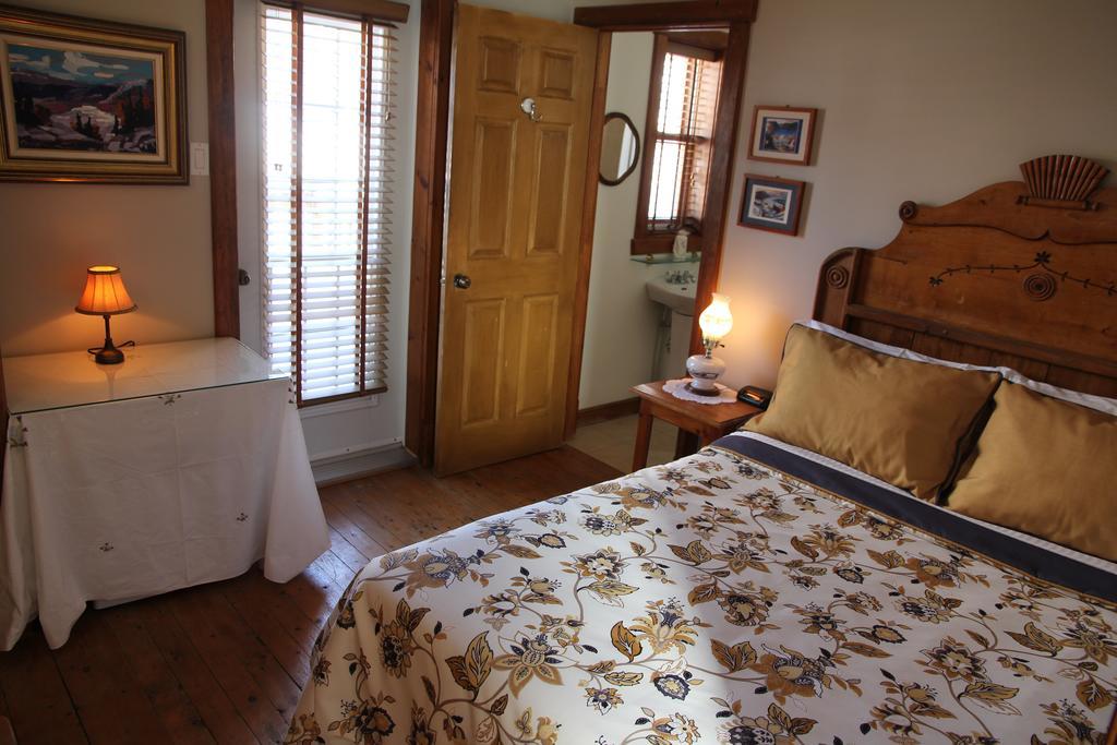 B&B Les Deux Pignons Petit-Saguenay Екстериор снимка
